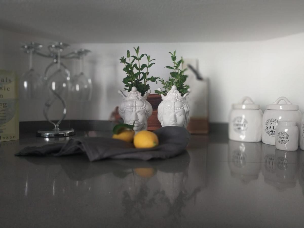 Vernazza Luxury Apartment Bagian luar foto